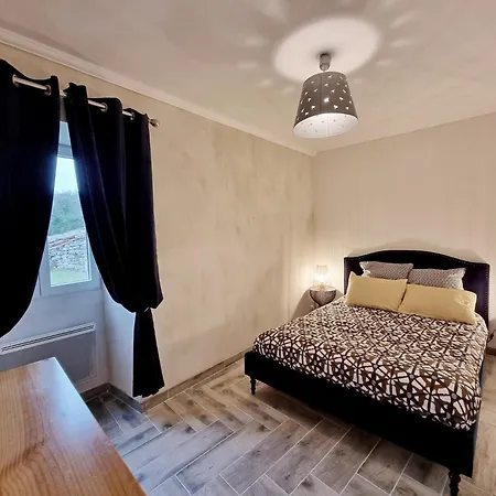 Nyaraló Un En Charente, 4 Etoiles *